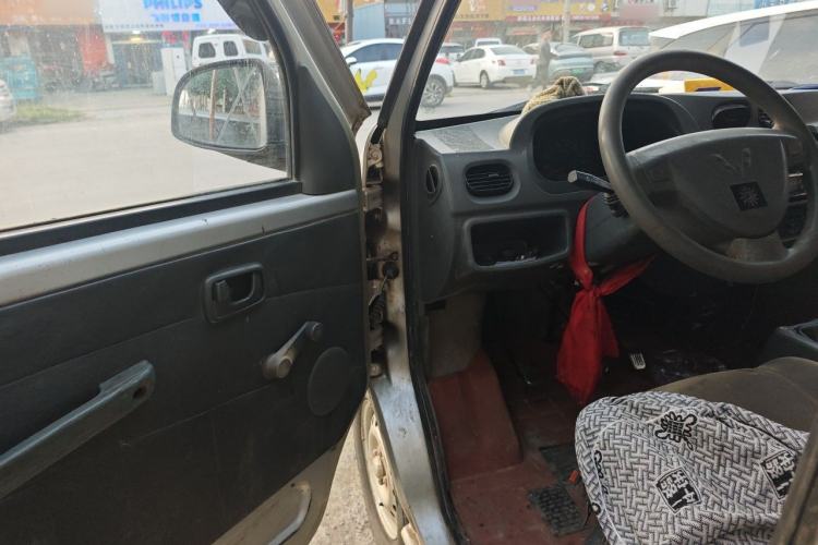 Used Wuling Zhiguang 2010 1.2L New Edition Practical Long-Body LAQ Driver Seat