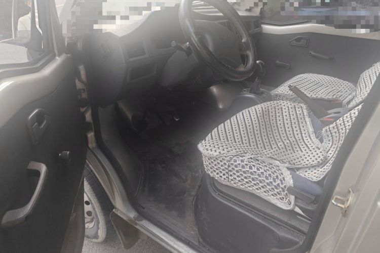 Used Wuling Zhiguang 2010 1.0L Liye Edition Driver Seat