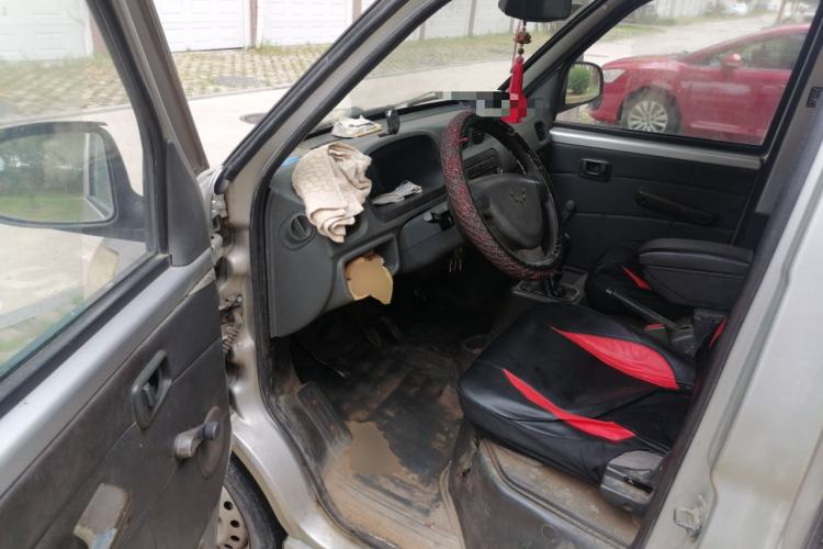 Used Wuling Zhiguang 2010 1.0L New Version Practical Short-Body L2Y Driver Seat