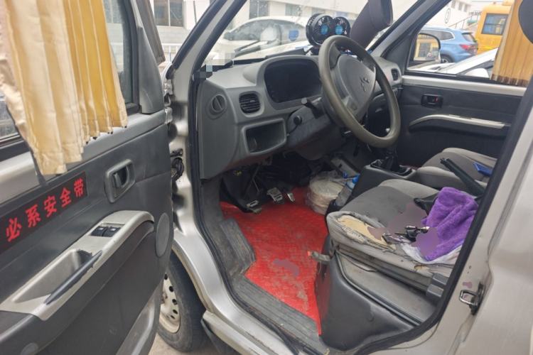 Used Wuling Zhiguang 2010 1.0L New Edition Practical Version with Extended Body L2Y Driver Seat