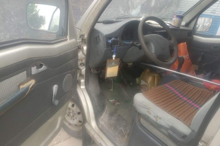 Used Wuling Zhiguang 2010 1.0L Liye Edition Driver Seat