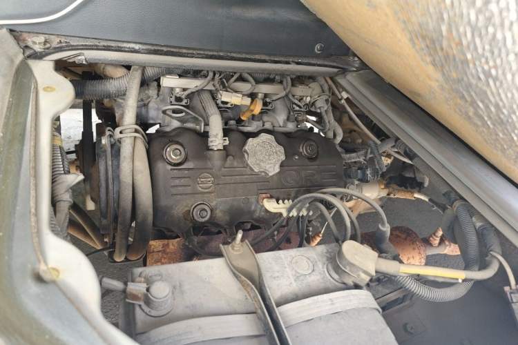 Used Wuling Zhiguang 2010 1.0L Liye Edition Engine Bay