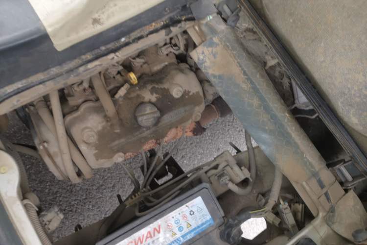 Used Wuling Zhiguang 2010 1.0L Liye Edition Engine Bay Left