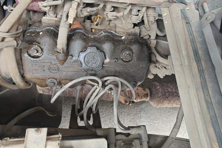 Used Wuling Zhiguang 2010 1.0L Liye Edition Engine Bay Left