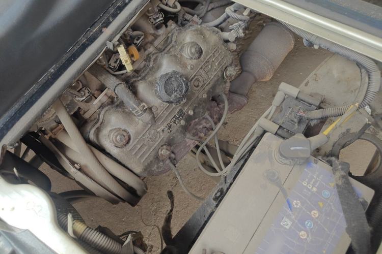 Used Wuling Zhiguang 2010 1.0L Liye Edition Engine Bay Left