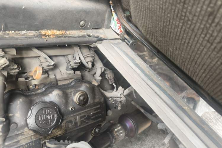 Used Wuling Zhiguang 2010 1.0L Liye Edition Engine Bay Left