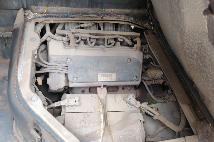 Used Wuling Zhiguang 2010 1.0L New Version Practical Short-Body L2Y Engine Bay Left