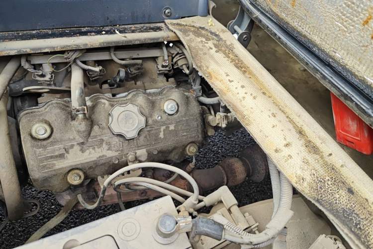 Used Wuling Zhiguang 2010 1.0L Liye Edition Engine Bay Left