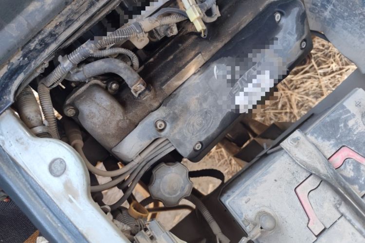 Used Wuling Zhiguang 2010 1.0L New Edition Practical Version with Extended Body L2Y Engine Bay Right