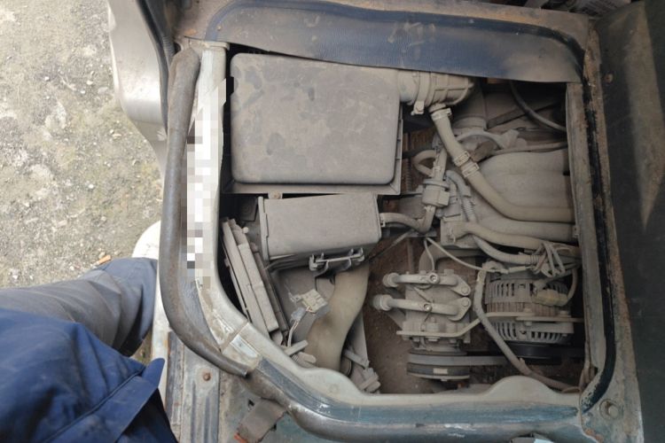 Used Wuling Zhiguang 2010 1.0L Base Version Engine Bay Right