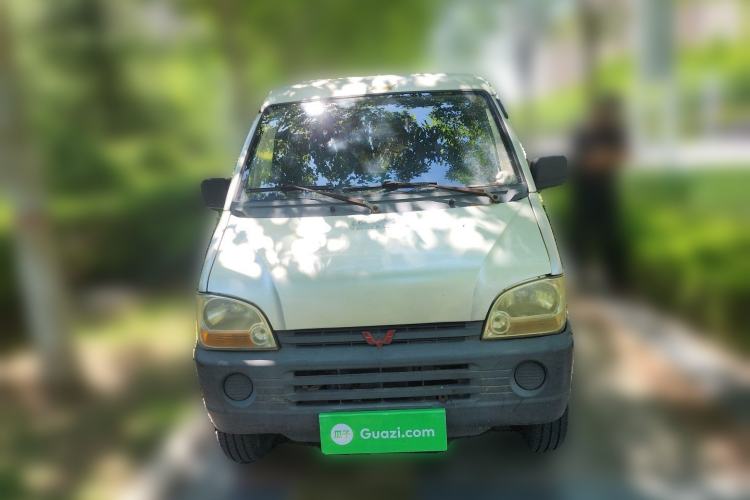 Used Wuling Zhiguang 2010 1.0L Liye Edition Front