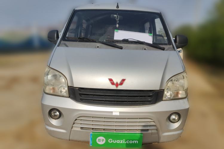 Used Wuling Zhiguang 2010 1.0L New Version Practical Short-Body L2Y Front