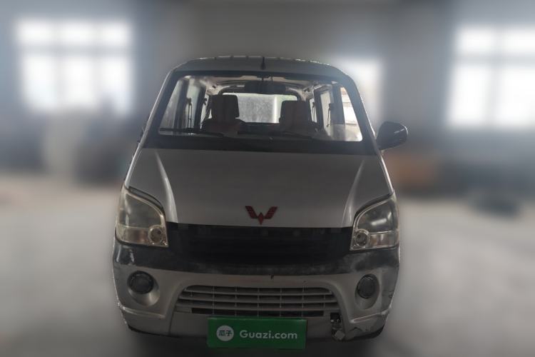 Used Wuling Zhiguang 2010 1.0L New Version Practical Short-Body L2Y Front
