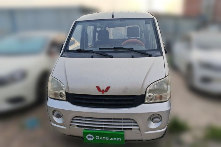 Used Wuling Zhiguang 2010 1.0L New Version Practical Short-Body L2Y Front