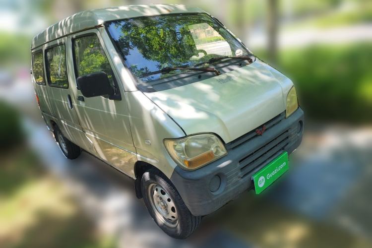 Used Wuling Zhiguang 2010 1.0L Liye Edition Front Right 45 Deg