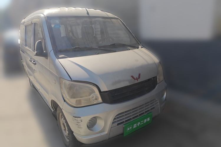 Used Wuling Zhiguang 2010 1.0L New Version Practical Short-Body L2Y Front Right 45 Deg