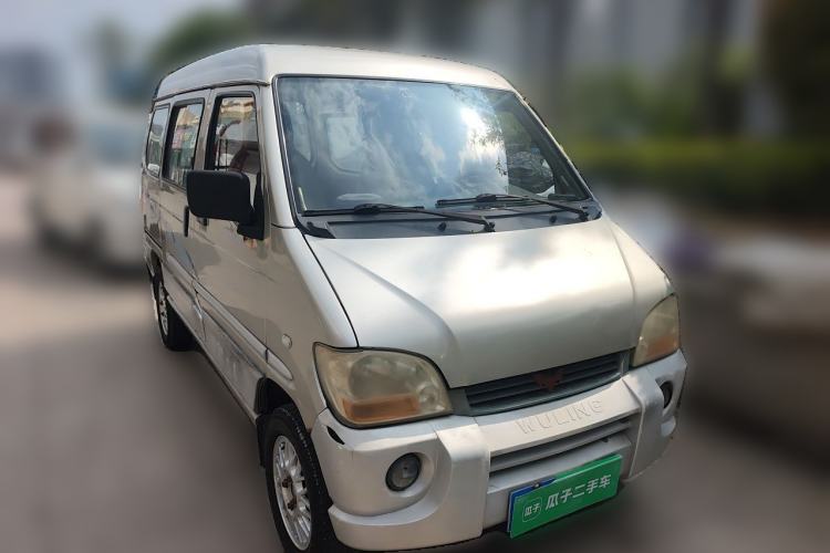 Used Wuling Zhiguang 2010 1.0L Base Version Front Right 45 Deg