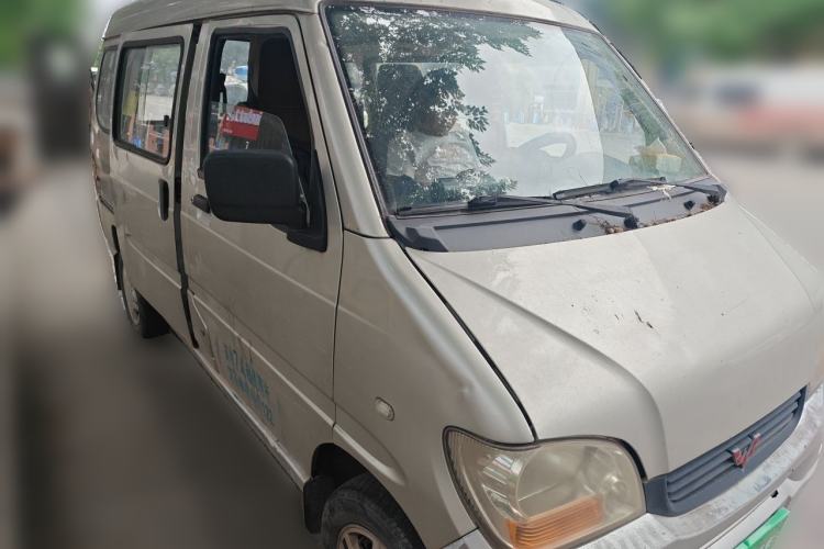 Used Wuling Zhiguang 2010 1.0L Liye Edition Front Right 45 Deg