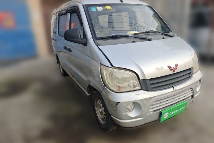 Used Wuling Zhiguang 2010 1.2L New Edition Practical Long-Body LAQ Front Right 45 Deg