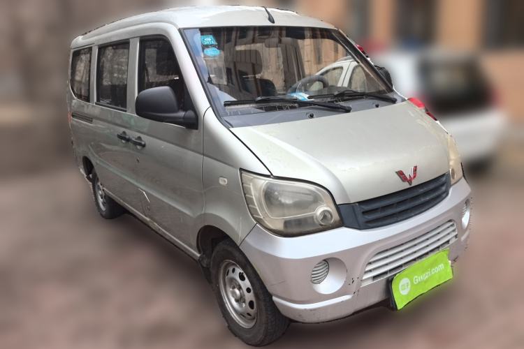 Used Wuling Zhiguang 2010 1.0L New Version Practical Short-Body L2Y Front Right 45 Deg