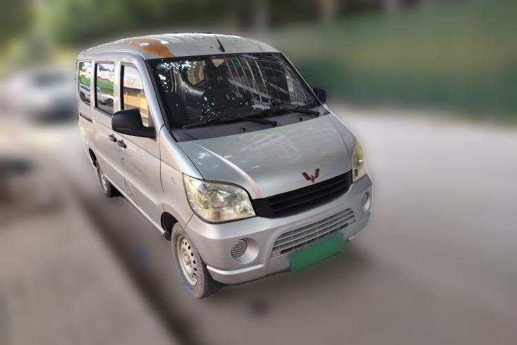 Used Wuling Zhiguang 2010 1.0L New Version Practical Edition with Short Body Front Right 45 Deg
