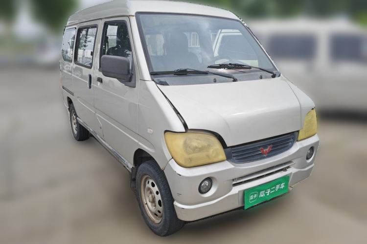 Used Wuling Zhiguang 2010 1.0L Liye Edition Front Right 45 Deg
