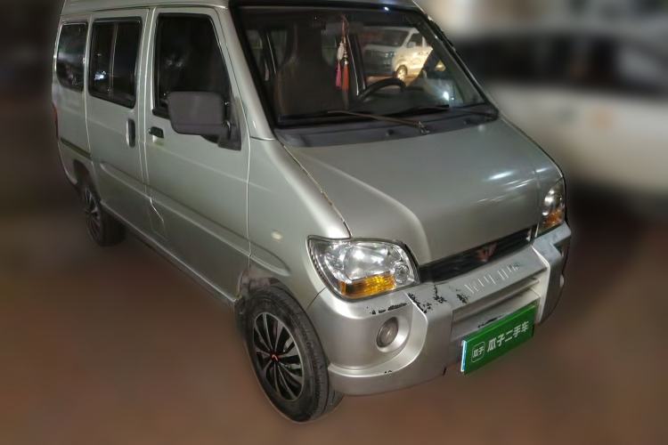 Used Wuling Zhiguang 2010 1.0L Liye Edition Front Right 45 Deg