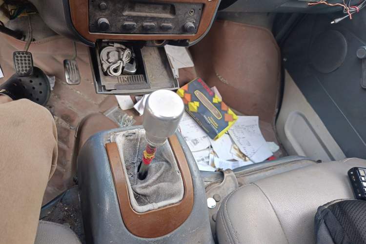 Used Wuling Zhiguang 2010 1.0L Liye Edition Gear Lever