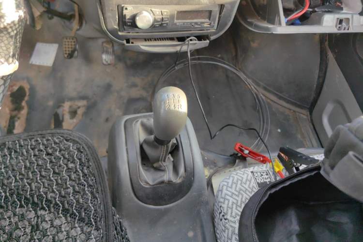 Used Wuling Zhiguang 2010 1.0L Liye Edition Gear Lever