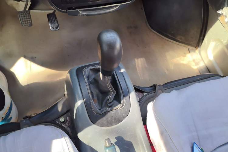 Used Wuling Zhiguang 2010 1.0L Liye Edition Gear Lever