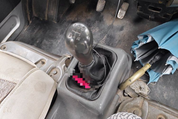 Used Wuling Zhiguang 2010 1.0L New Version Practical Short-Body L2Y Gear Lever