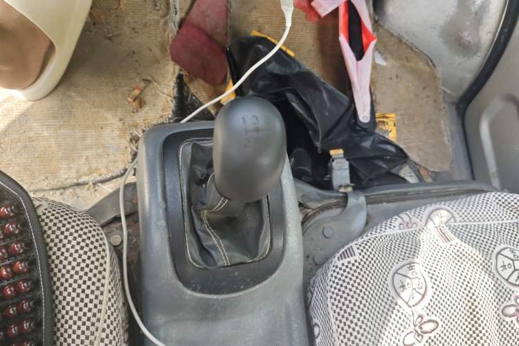 Used Wuling Zhiguang 2010 1.0L Liye Edition Gear Lever