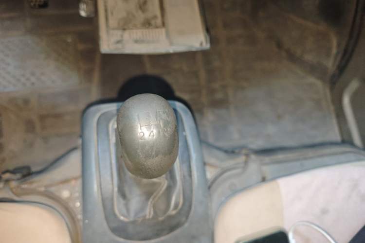 Used Wuling Zhiguang 2010 1.0L Liye Edition Gear Lever