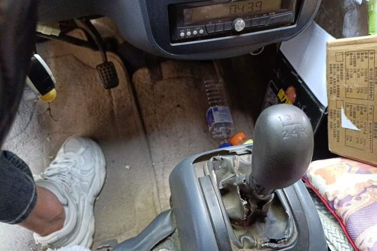 Used Wuling Zhiguang 2010 1.0L Liye Edition Gear Lever