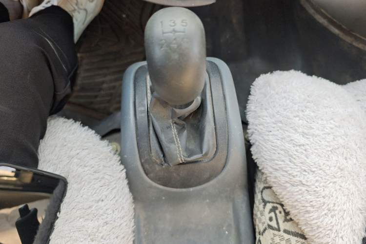 Used Wuling Zhiguang 2010 1.0L Extended Version Basic Model Gear Lever