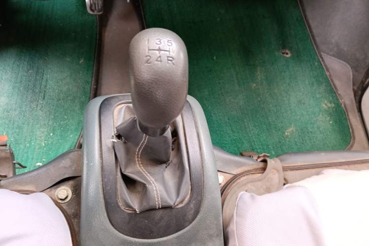 Used Wuling Zhiguang 2010 1.0L Liye Edition Gear Lever