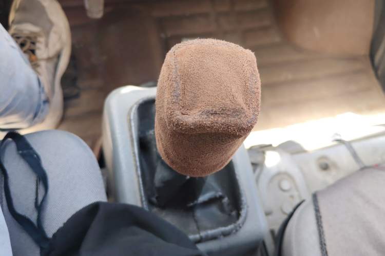 Used Wuling Zhiguang 2010 1.0L New Edition Practical Version with Extended Body L2Y Gear Lever