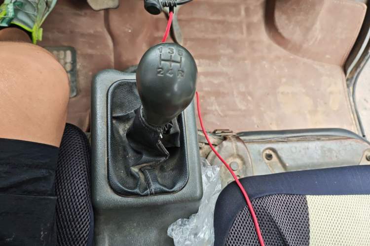 Used Wuling Zhiguang 2010 1.0L New Version Liye Style with Shorter Body Gear Lever