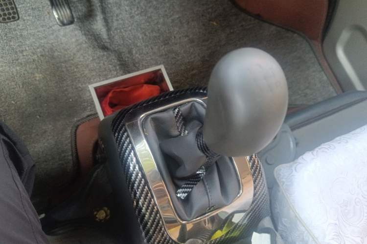 Used Wuling Zhiguang 2010 1.0L Liye Edition Gear Lever
