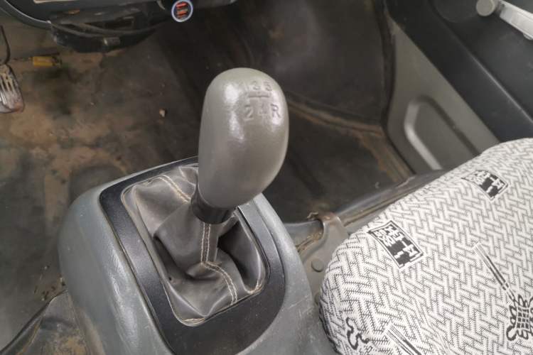 Used Wuling Zhiguang 2010 1.0L Liye Edition Gear Lever