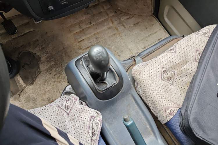 Used Wuling Zhiguang 2010 1.0L Liye Edition Gear Lever