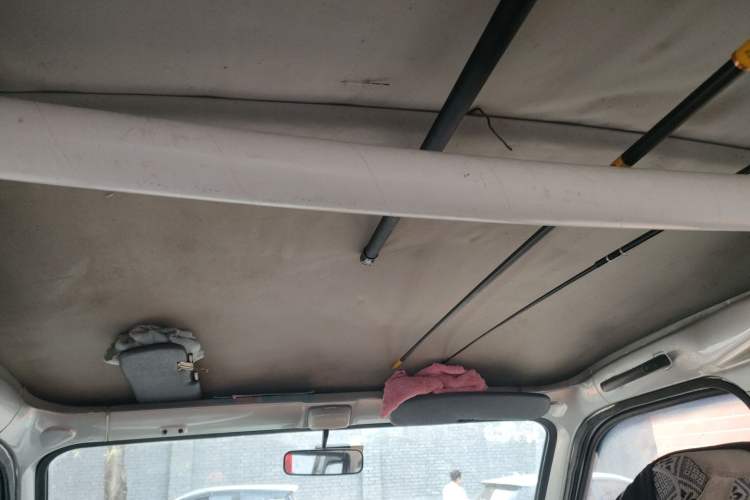 Used Wuling Zhiguang 2010 1.0L New Version Practical Short-Body L2Y Headliner