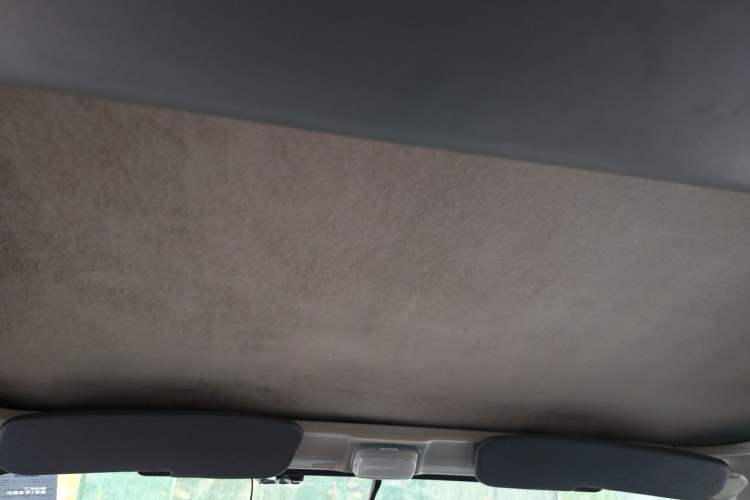 Used Wuling Zhiguang 2010 1.0L New Version Practical Short-Body L2Y Headliner
