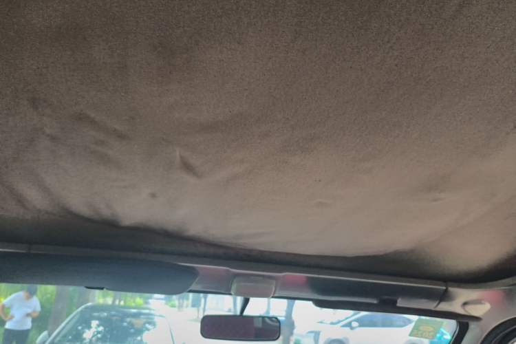Used Wuling Zhiguang 2010 1.0L New Version Practical Short-Body L2Y Headliner