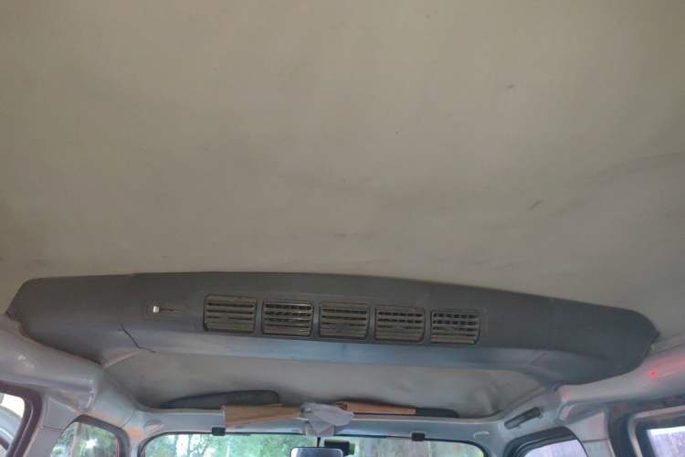 Used Wuling Zhiguang 2010 1.0L New Version Practical Short-Body L2Y Headliner