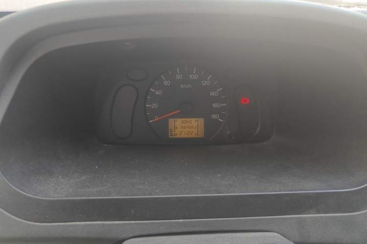 Used Wuling Zhiguang 2010 1.0L New Version Practical Short-Body L2Y Instrument Cluster