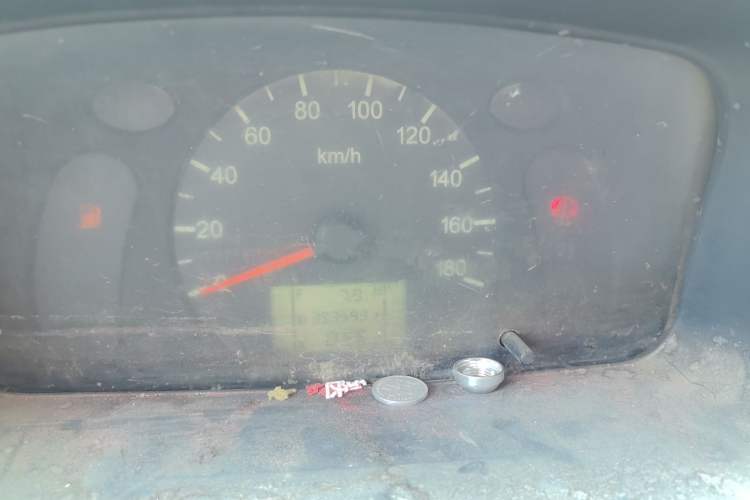 Used Wuling Zhiguang 2010 1.0L New Version Practical Short-Body L2Y Instrument Cluster