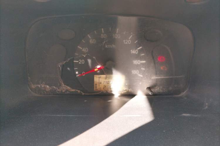 Used Wuling Zhiguang 2010 1.0L New Version Practical Edition with Short Body Instrument Cluster