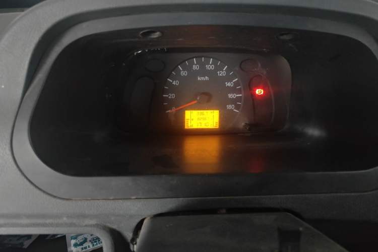 Used Wuling Zhiguang 2010 1.0L New Version Practical Short-Body L2Y Instrument Cluster