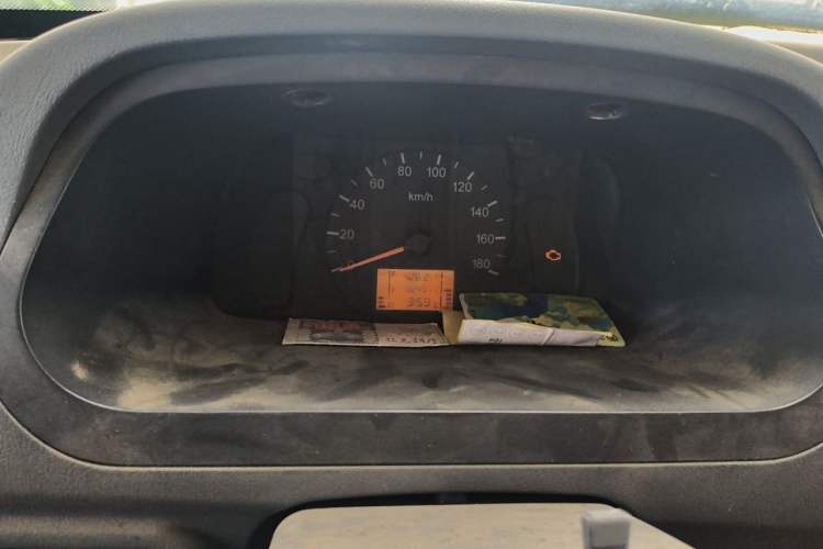 Used Wuling Zhiguang 2010 1.0L New Version Practical Short-Body L2Y Instrument Cluster